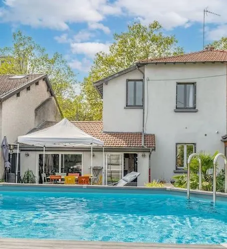 Maison A Lyon Parilly Avec Piscine, Jardin, Parking Prive & Proche Eurexpo